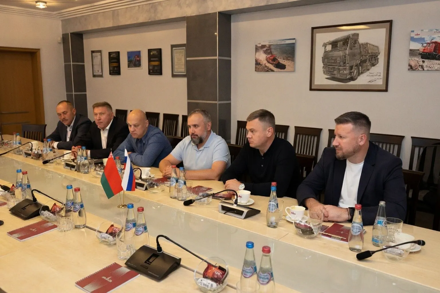 Автопарк Петербурга пополнится 30 новыми автобусами МАЗ до конца 2026 года